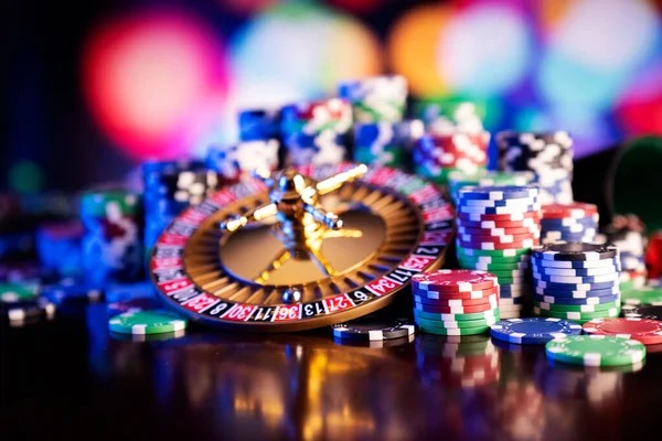 Live Baccarat table interface on eviltoto login showing dealer, cards, and betting controls